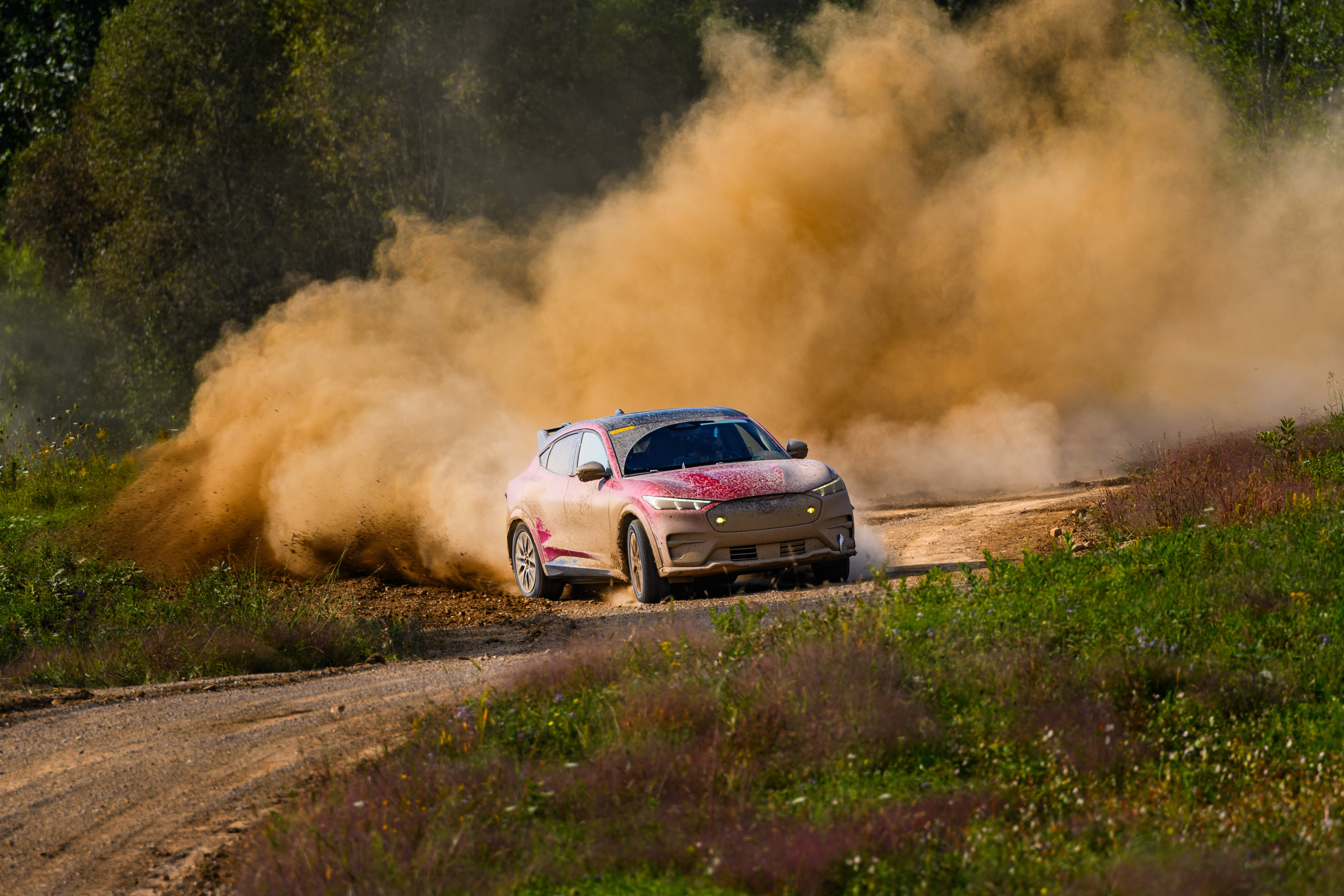 Preproduction model shown. Professional driver on a closed course. Always consult the owner’s manual before off-road driving, know your terrain and trail difficulty, and use appropriate safety gear.